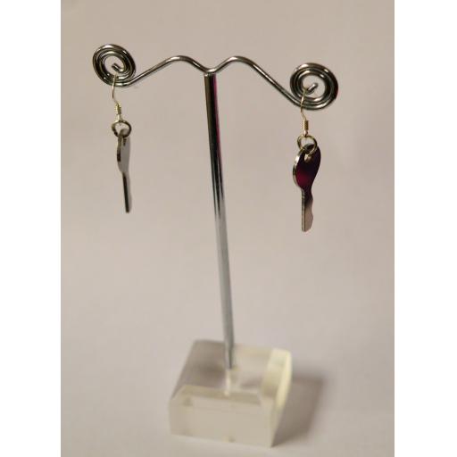 key earrings 1.jpg