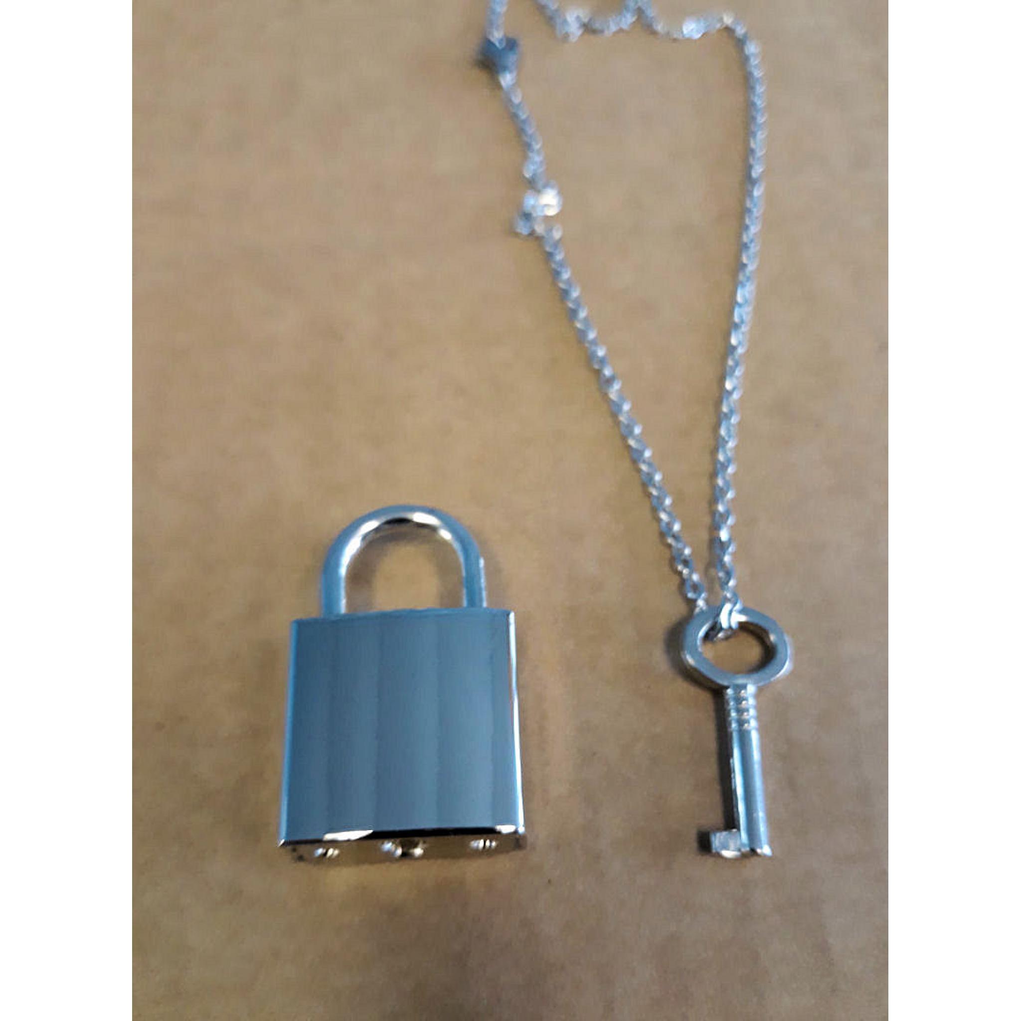 PERSONALISED Engraved PADLOCK With key on CHAIN.